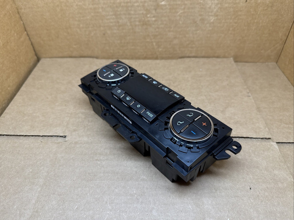 2008 2012 Traverse Enclave Digital Climate Temp Temperature Control 207785445