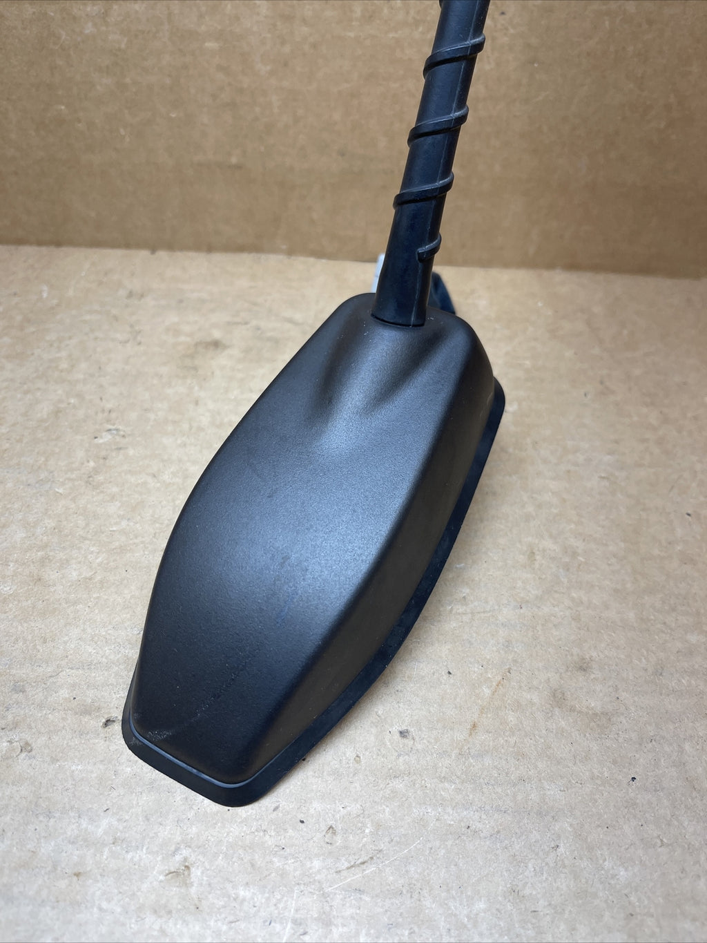 2017 2019 KIA SOUL EV Roof Mounted Radio Antenna Base OEM FACTORY 96210 B23201