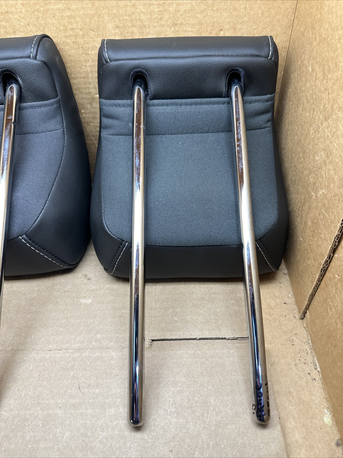 2015 2020 GMC YUKON XL TAHOE SUBURBAN Rear Third 3rd Row BLACK Headrests5