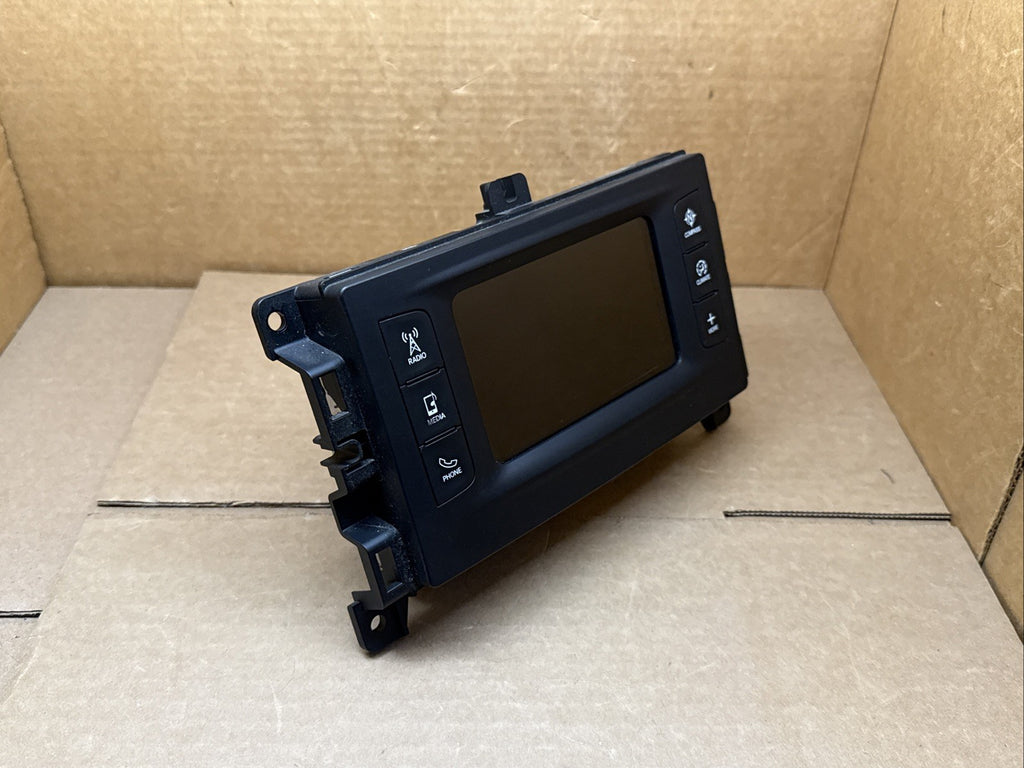 2017 Chrysler Pacifica Touchscreen Radio VP2 P68232022AF 68232022AF4