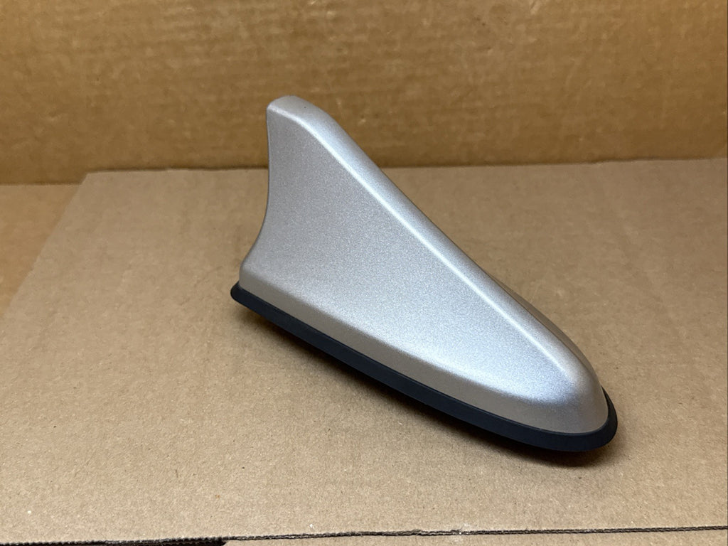 2016 2018 Hyundai Elantra Radio Antenna OEM Silver Platinum 96210 F2010Y8S2