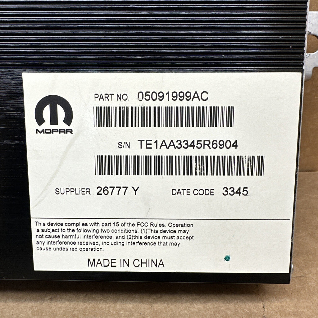 15 17 Jeep Cherokee Radio Audio Stereo Amplifier Amp 68200272AC 05091999AC1