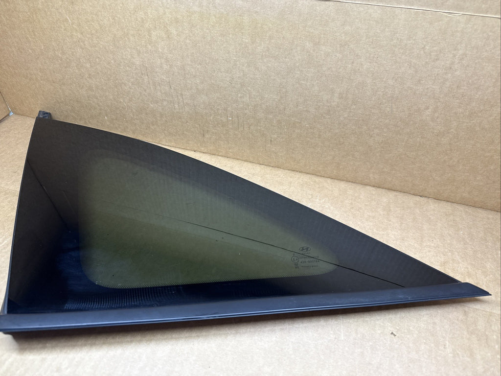 2022 2024 HYUNDAI TUCSON REAR LEFT DRIVER SIDE QUARTER WINDOW GLASS 87810N90101