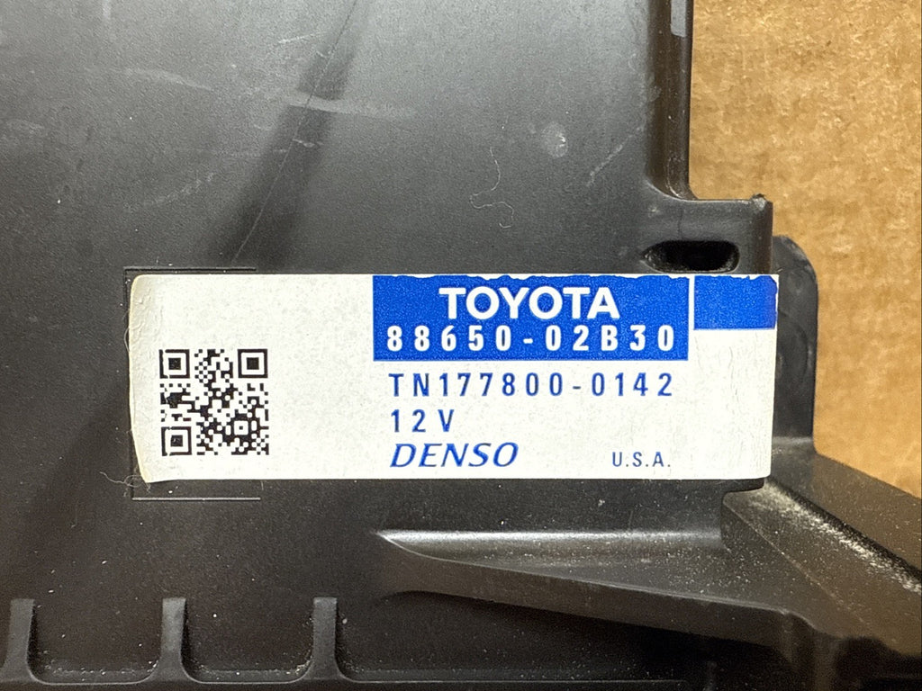 2014 2015 Toyota Corolla Temperature Climate Control Module OEM 88650 02B301