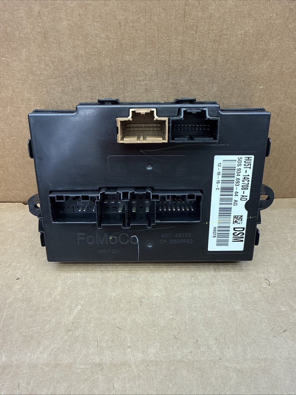 2017-2020 Fusion Front Left Driver Seat Memory Control Module HU5T-14C708-AD1