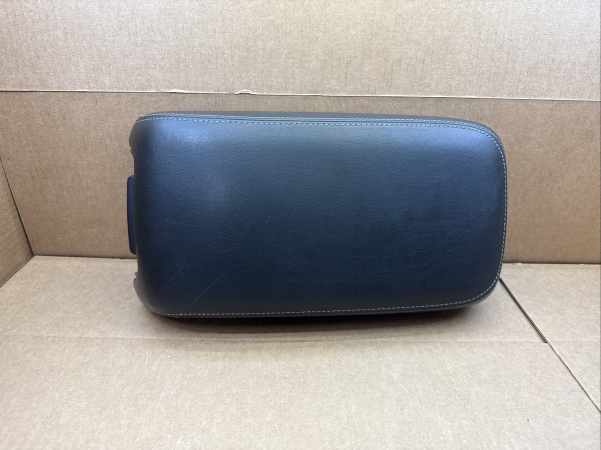 2011 2018 Dodge Charger Center Console Black Leather Armrest Lid Assembly7