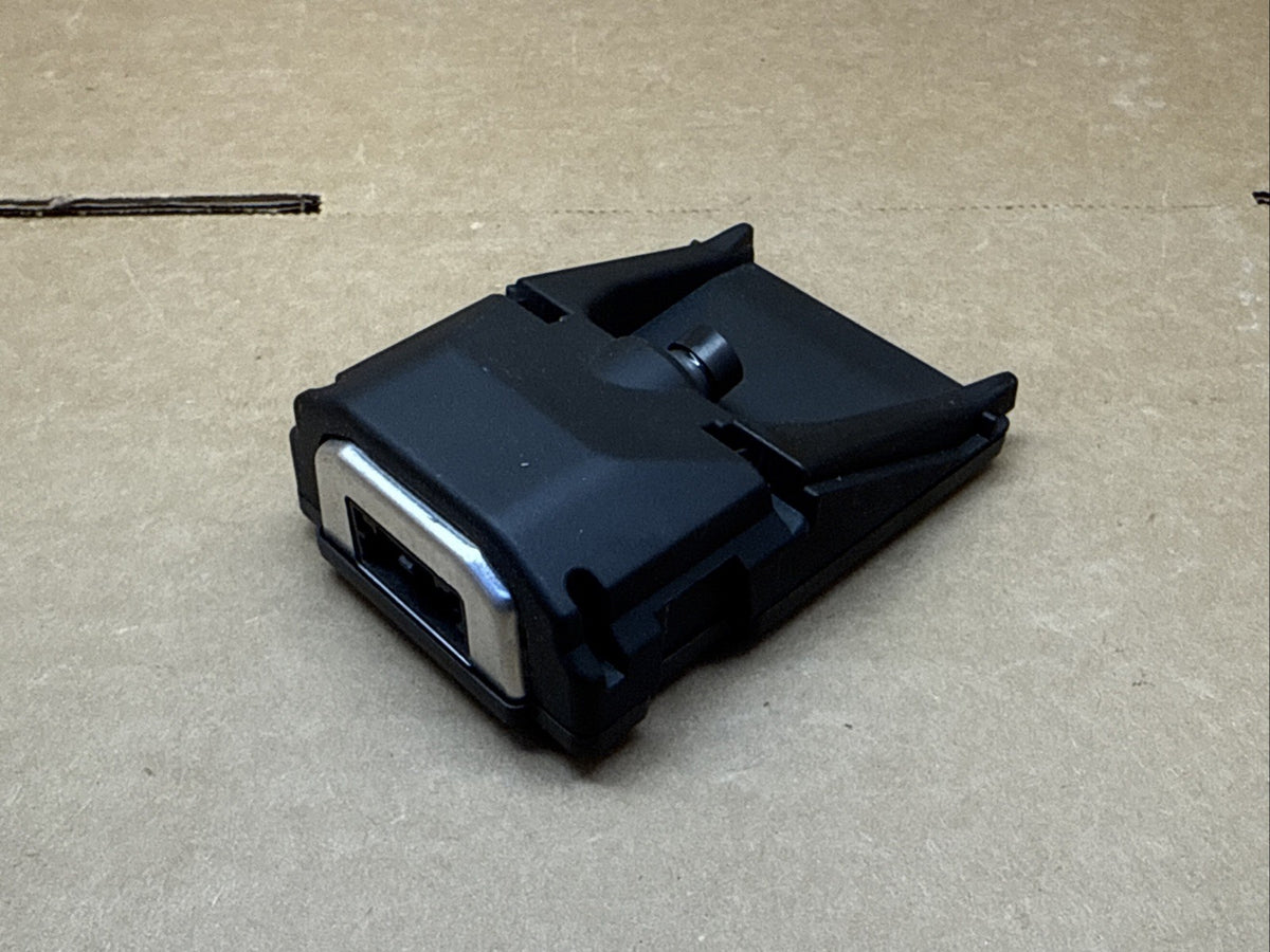 2016 Escalade Suburban Yukon Windshield Lane Assist Departure Camera 842273803
