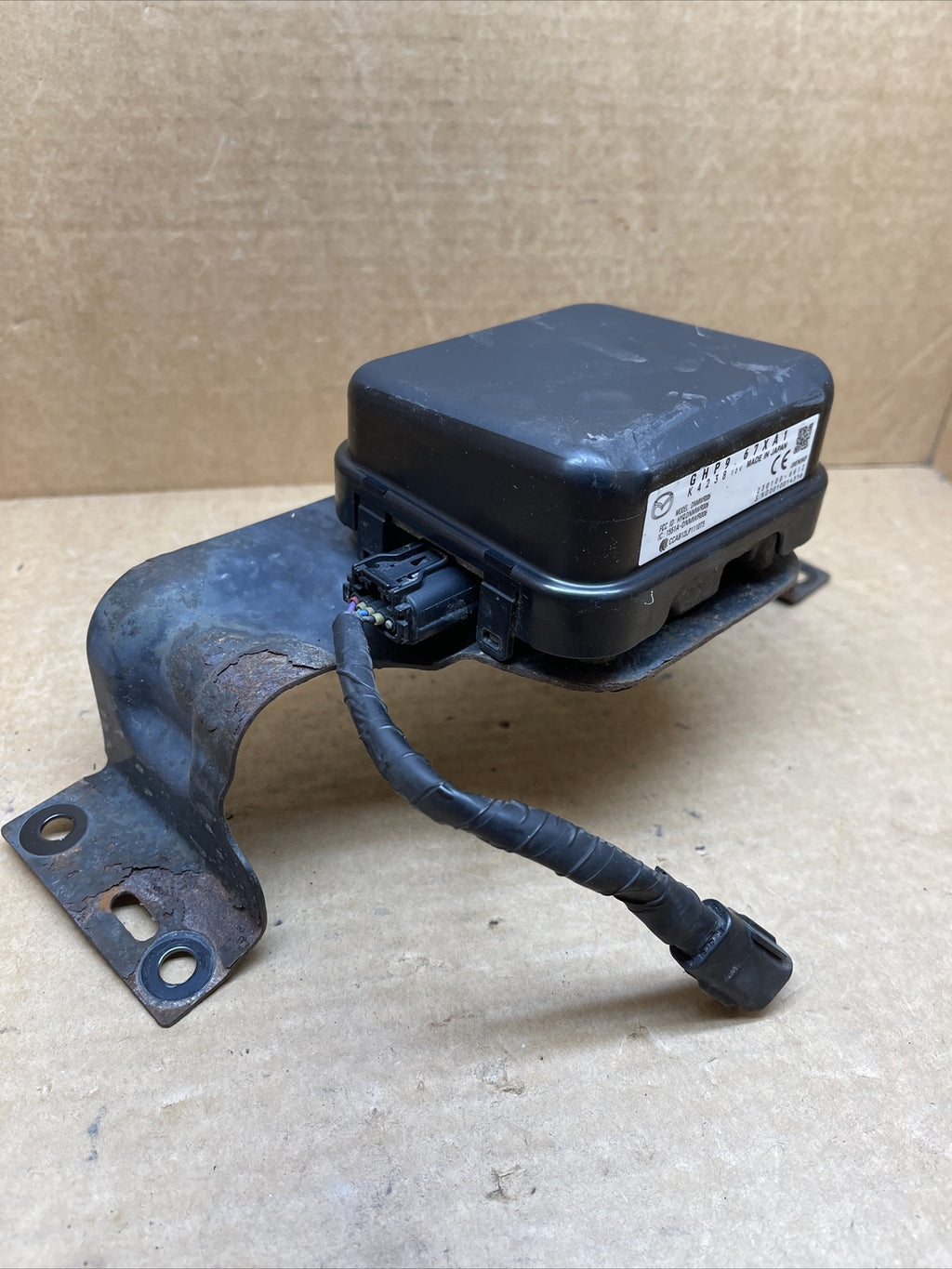 Mazda Front Distance Radar Cruise Control Sensor GHP9 67XA1 230100 6612 K42384