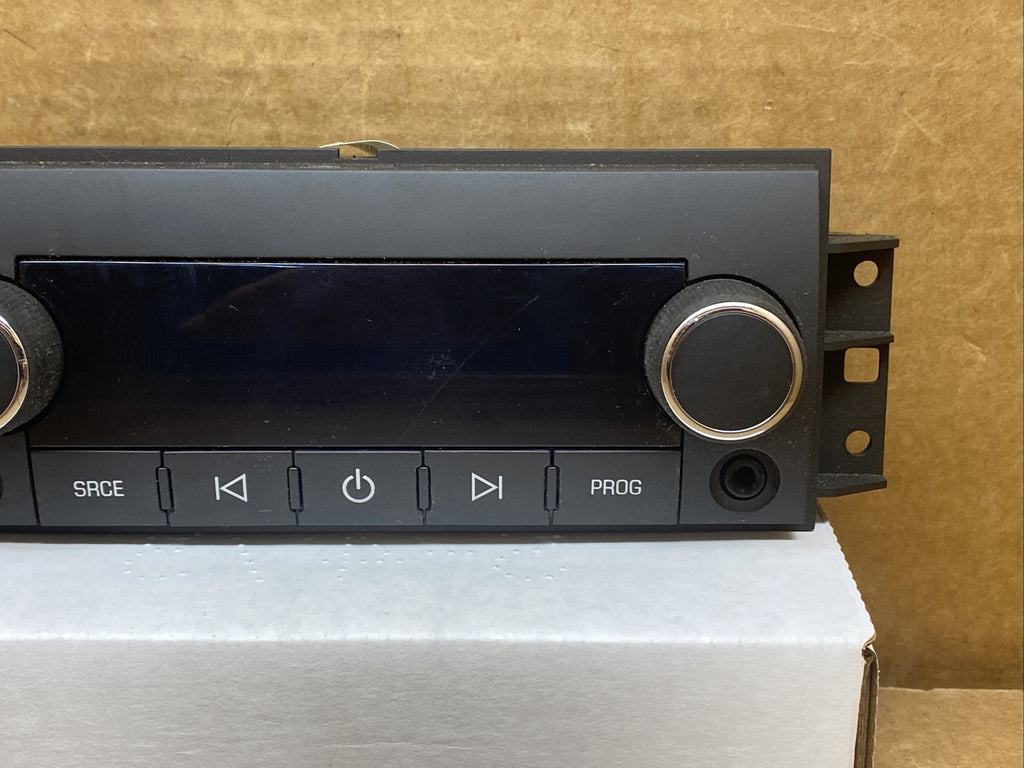 07 14 GM CHEVY SILVERADO CONSOLE REAR AUDIO RADIO CONTROL OEM 158869112
