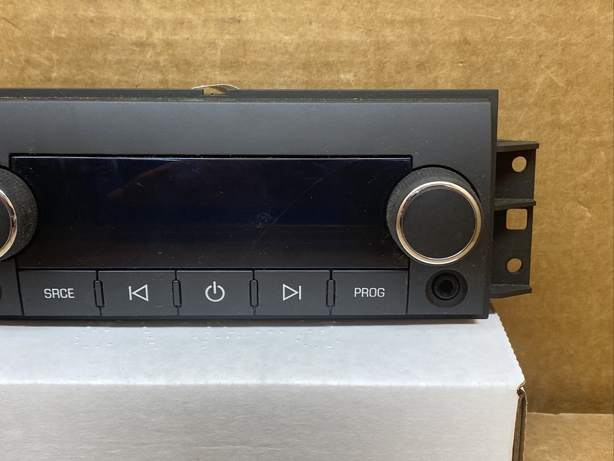 07 14 GM CHEVY SILVERADO CONSOLE REAR AUDIO RADIO CONTROL OEM 158869112
