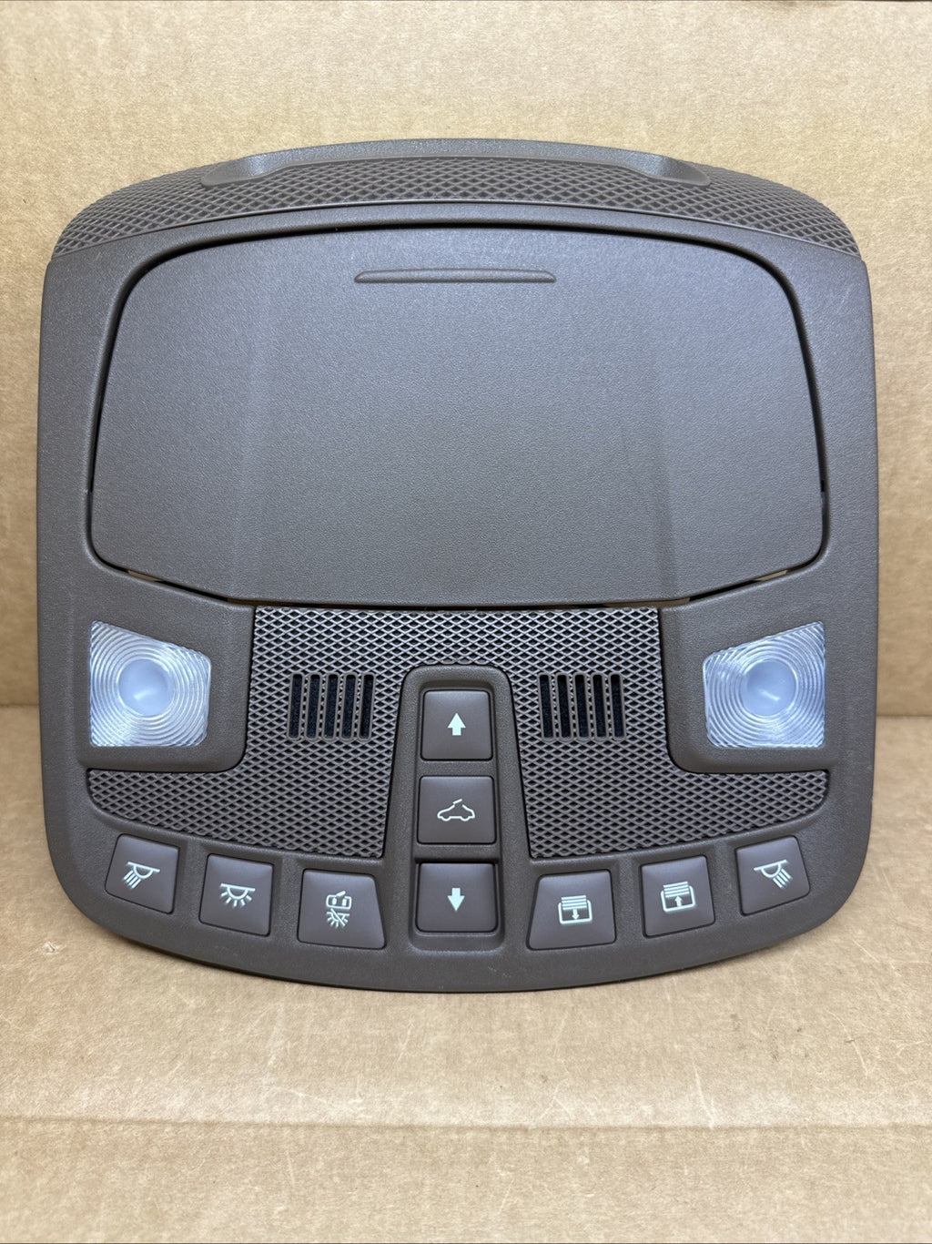2016 2018 Lincoln MKX Overhead Console Dome Light Sun Roof Switch Brown0