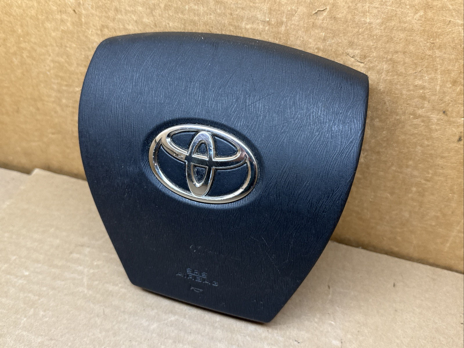 2010 2015 Toyota Prius Front Left Driver Side Steering Wheel Air Bag Airbag3