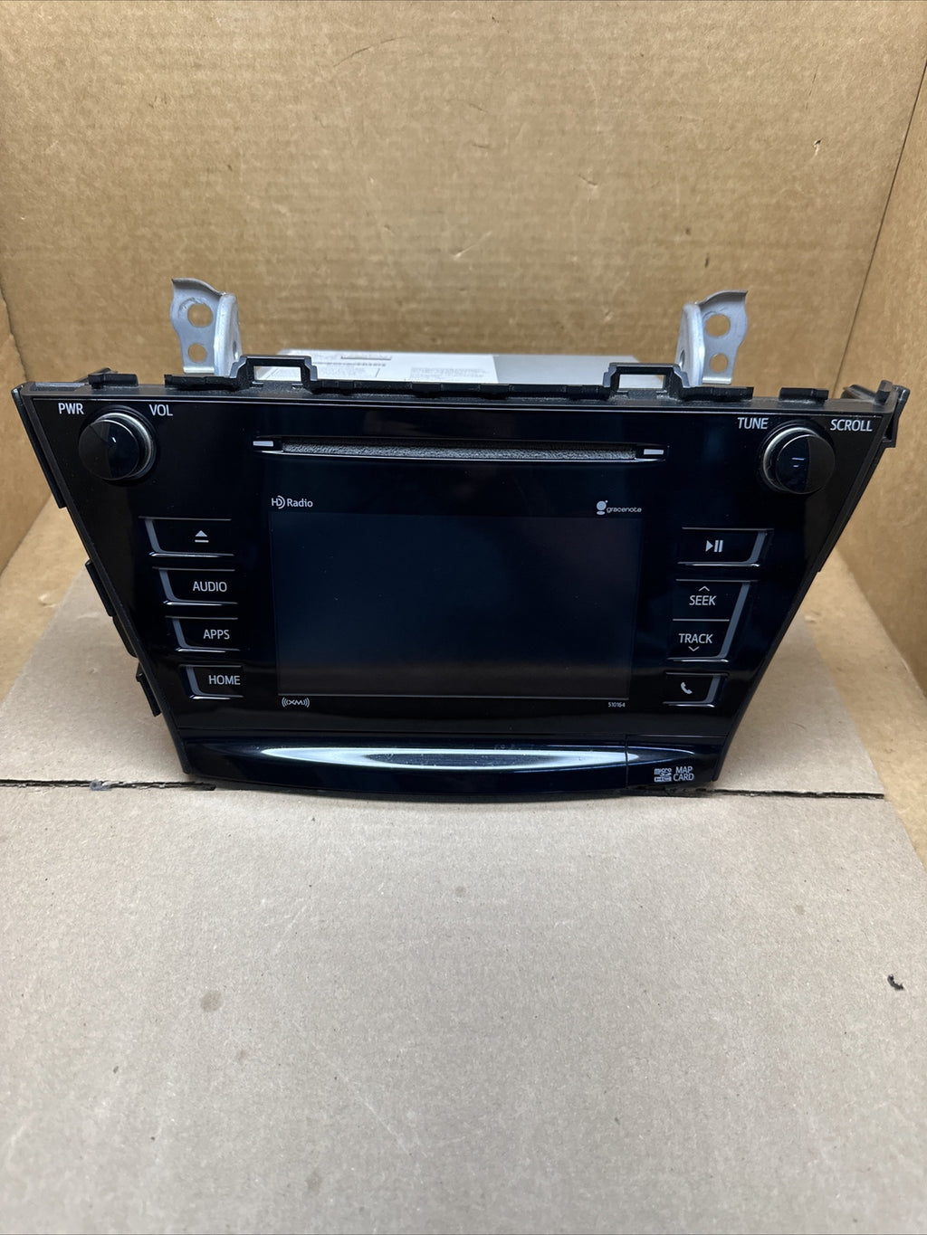 2014 2017 TOYOTA PRIUS V HD RADIO DISPLAY NAVIGATION SCREEN 86100 47601 OEM0