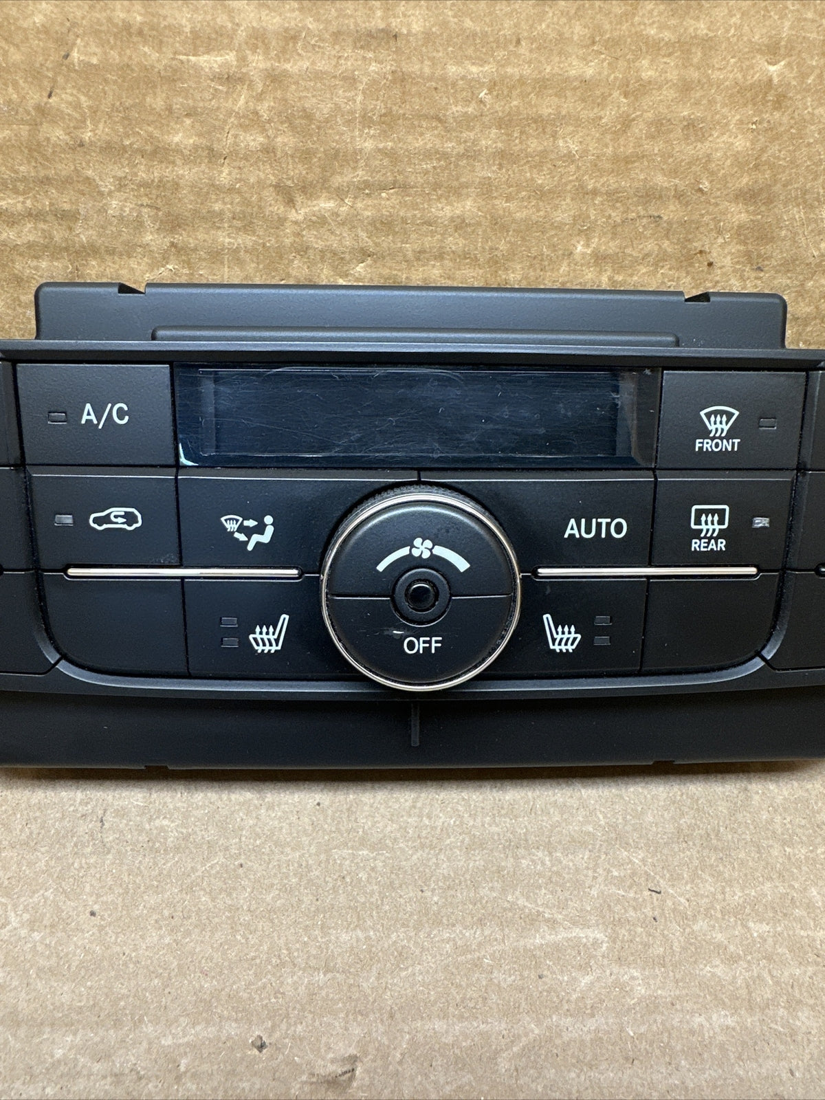 2011   2013 JEEP GRAND CHEROKEE Heat HVAC AC TEMP Control OEM 68111109AL3