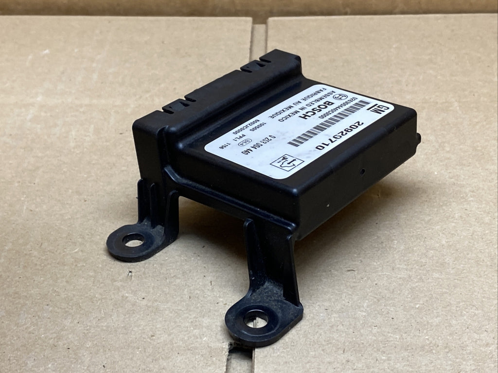 2010 2014 Escalade Silverado Yukon Tahoe Rear Park Assist Module OEM 209297104