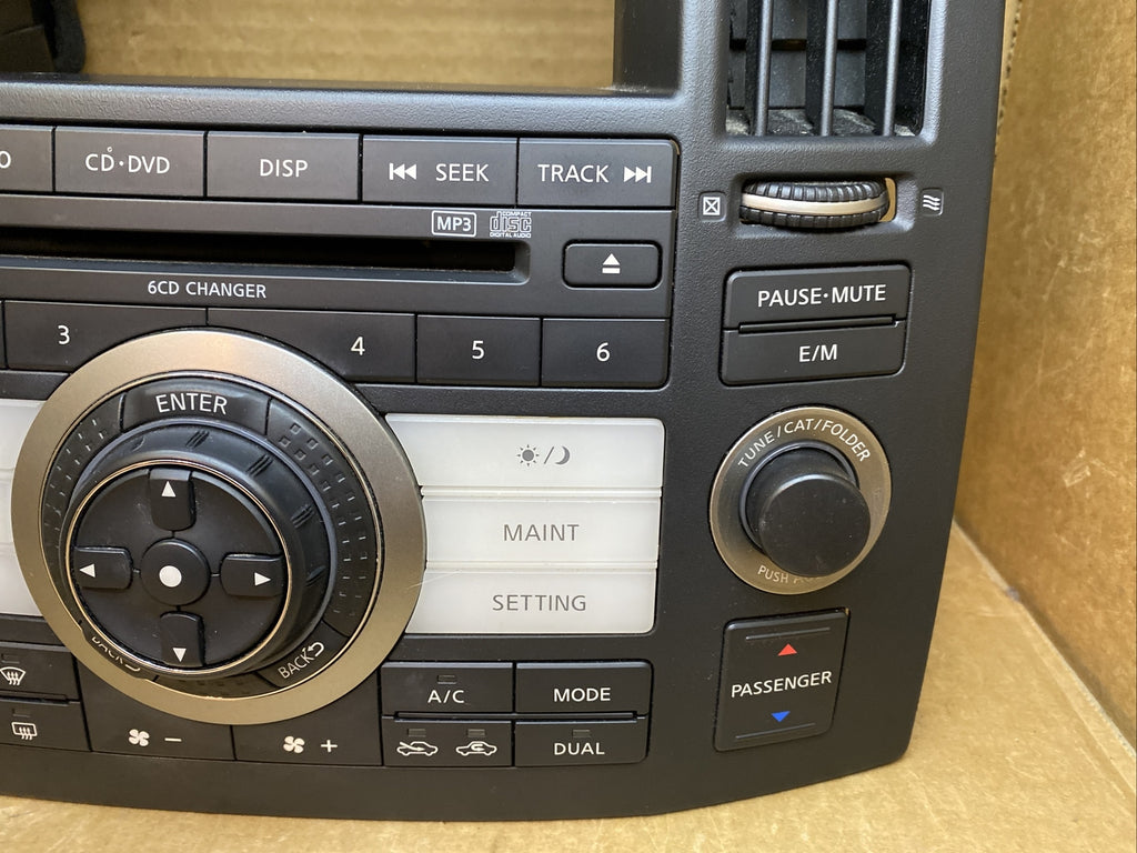 2005 2008 Infiniti FX35 FX45 Dash Radio Screen Temp Climate Bezel 28395 CL70A6