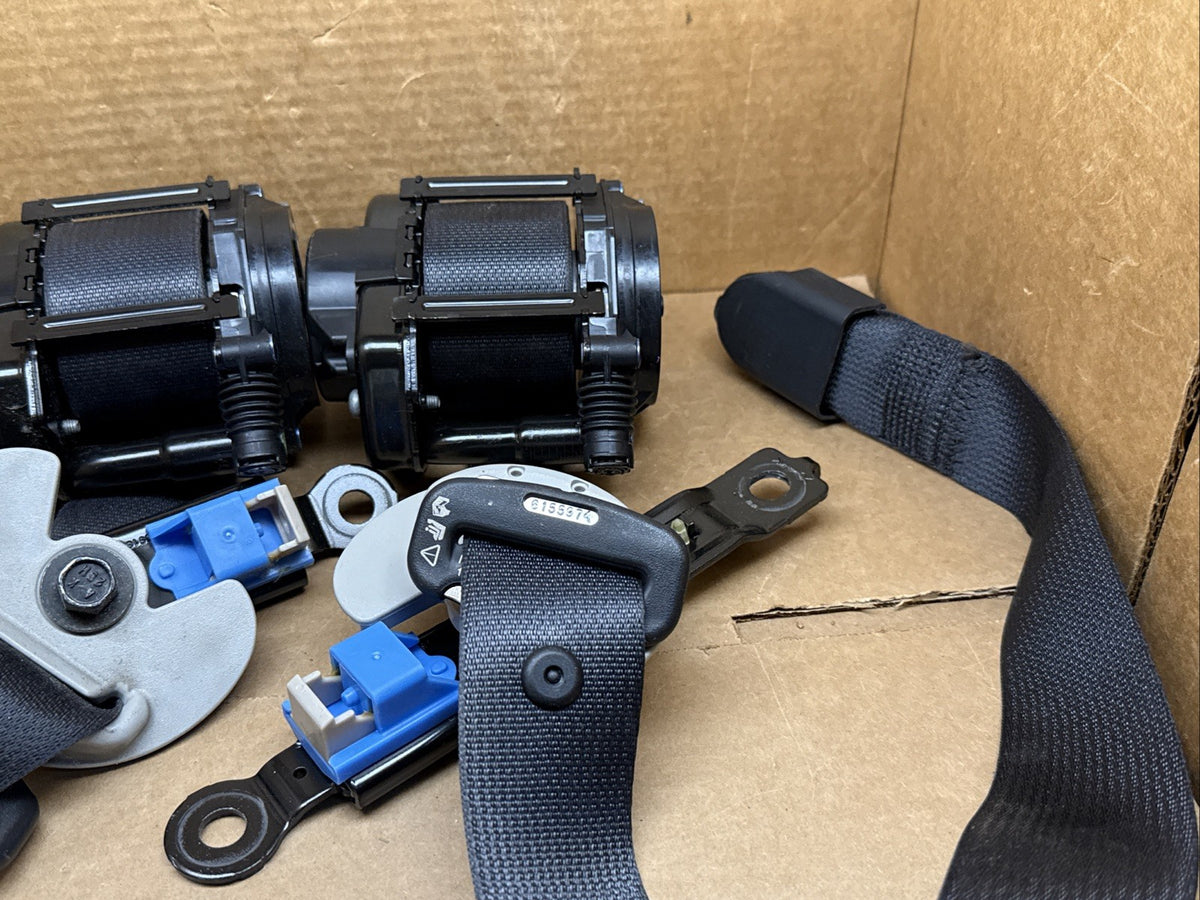 2019 2024 Kia Forte Front Driver Passenger Seat Belt Seatbelt Retractor Set Pair2