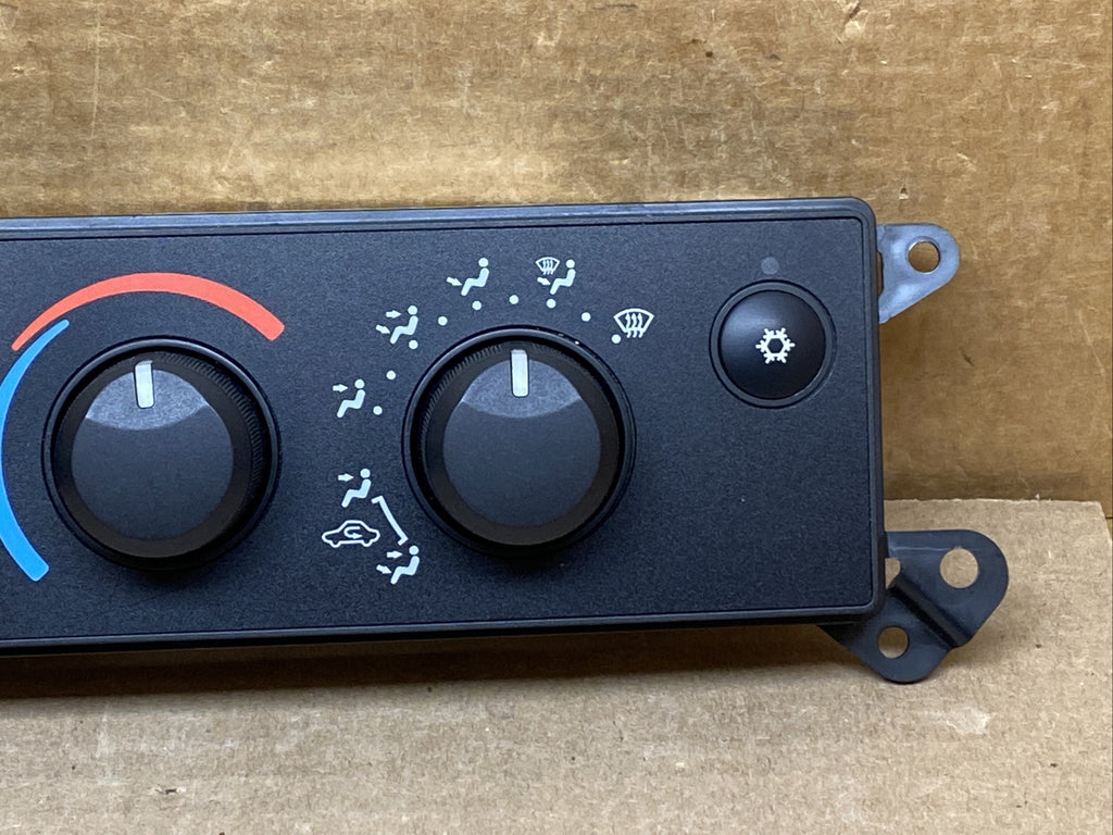 2005 2007 Ram Dakota Temp Temperature Climate Control Switches Dials P55056395AC3