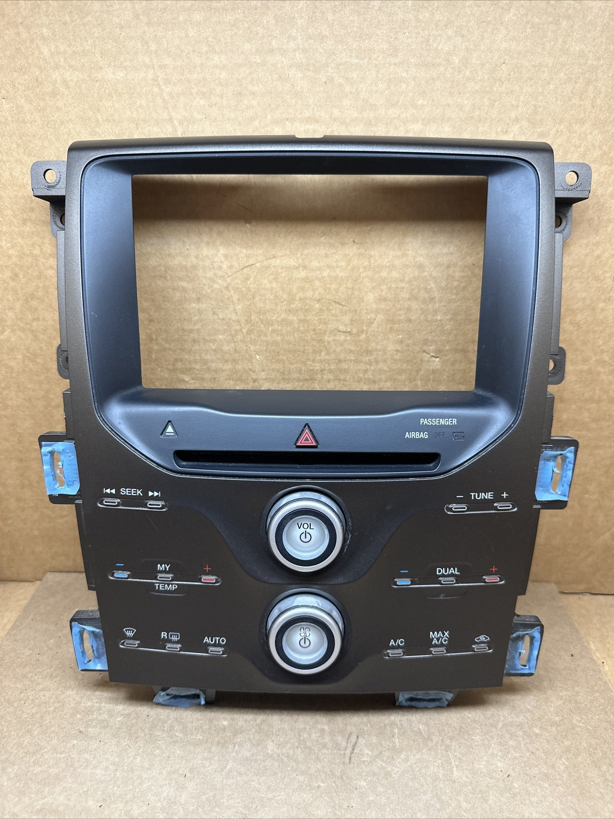 2011 2014 Ford Edge Radio Face Climate Control Panel Bezel DT4T 18A802 BC0