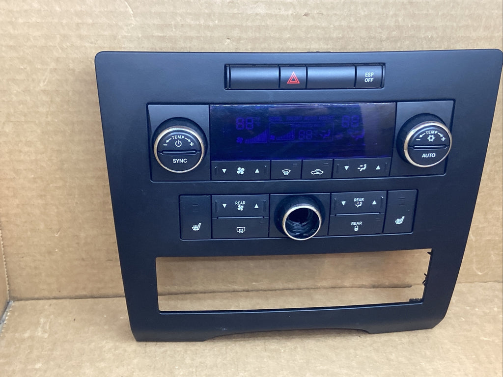 2009 2010 VW Routan Front Temp Temperature Climate Controls P55111867AE4