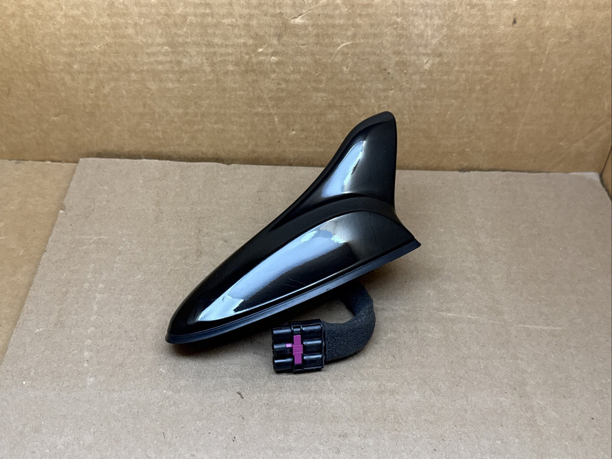 2012 2017 Hyundai Veloster Shark Fin Radio Roof Antenna 96210 2V801MZH BLACK1
