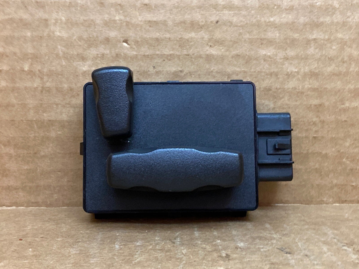 2002 2007 Bravada Rainier Envoy Trailblazer Right Passenger Seat Control Switch2