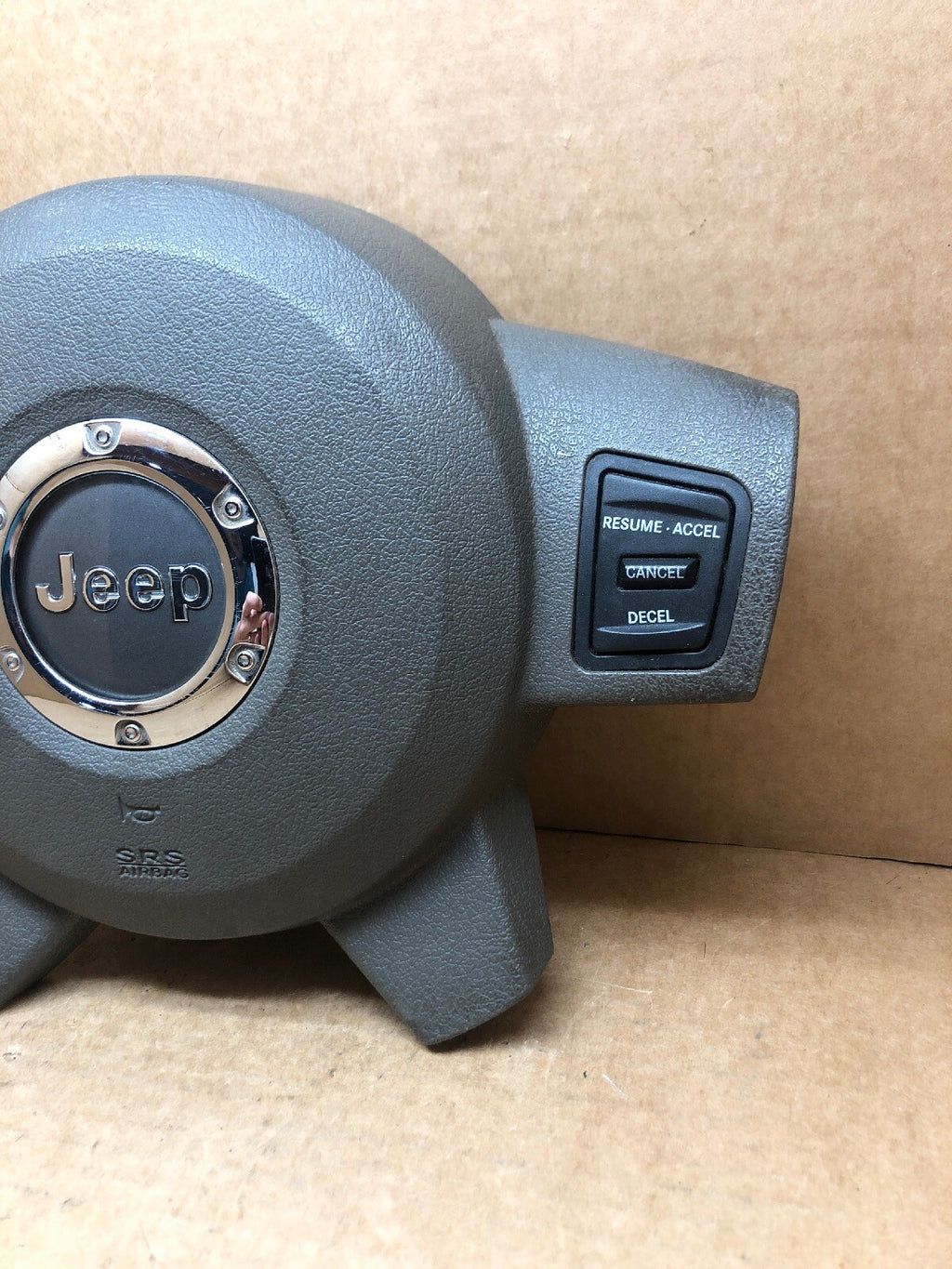 2006 2007 2008 Jeep Commander Steering Wheel Air Bag Airbag OEM Grey Driver2