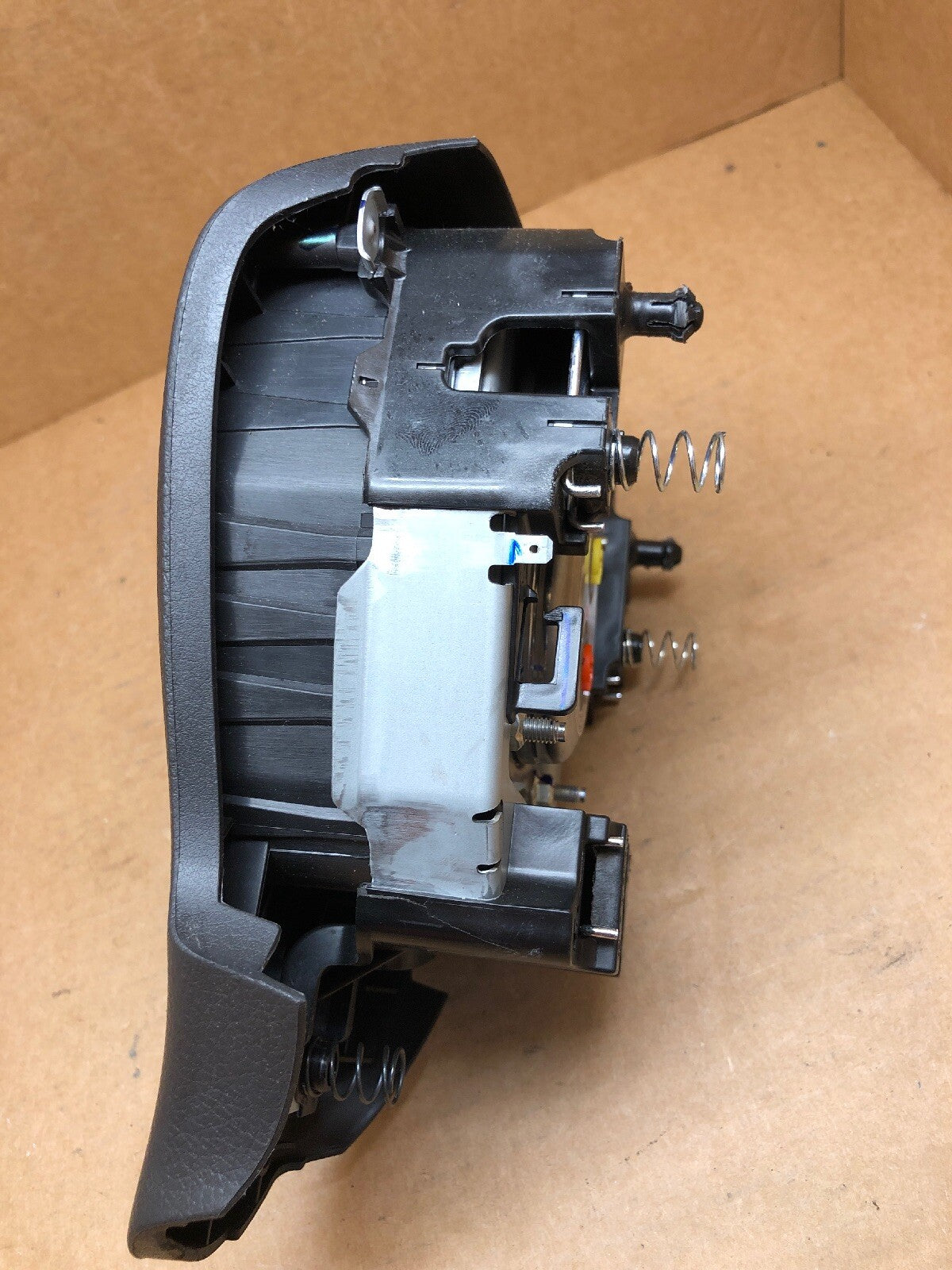 2013 2017 NISSAN SENTRA FRONT LEFT DRIVER SIDE STEERING WHEEL AIRBAG AIR BAG 3