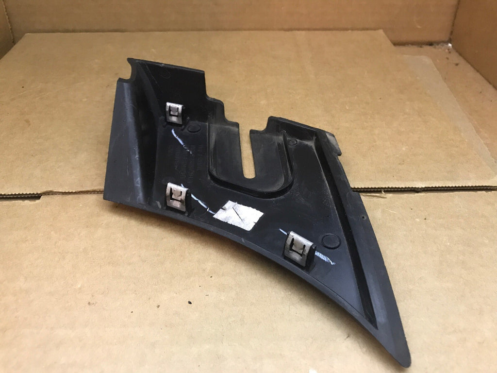 07 14 CHEVY GMC CADILLAC WINDSHIELD INSERT HINGE TRIM COWL PANEL OEM 25820729 LH3