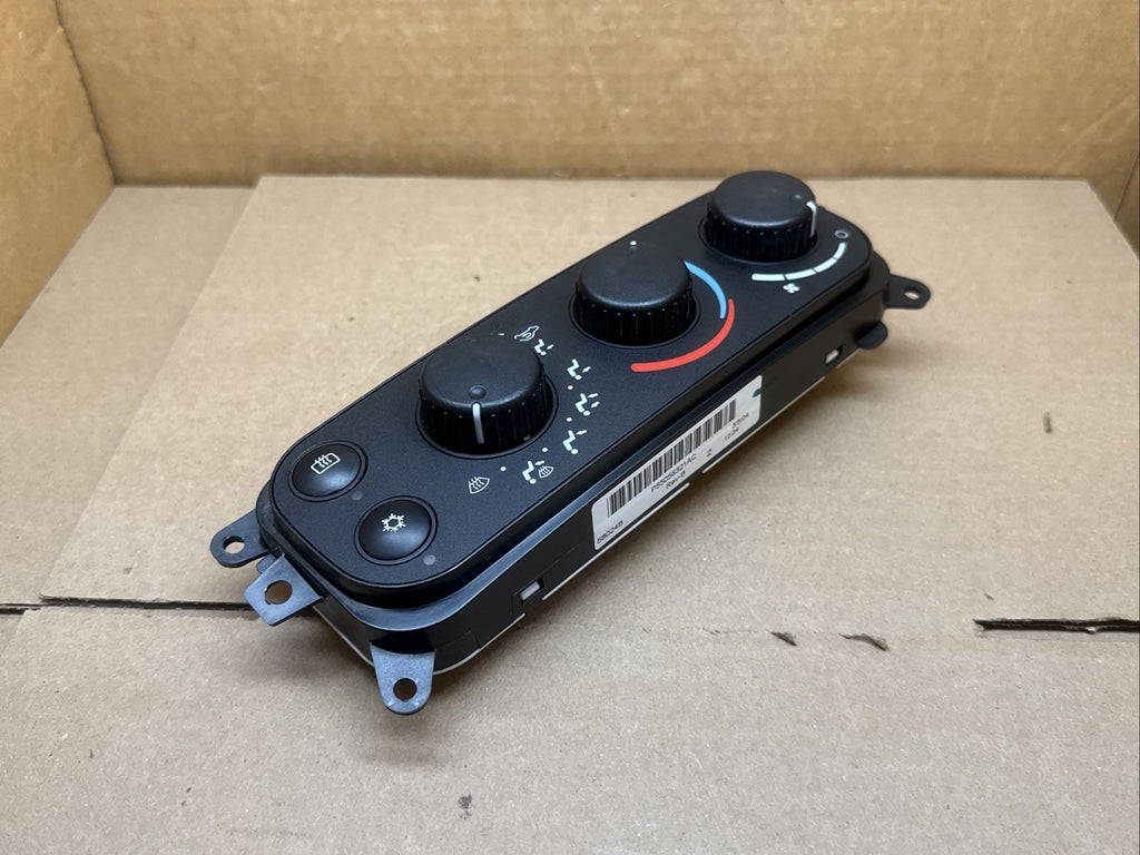 02 05 Dodge Ram Temp Temperature Climate Control Switches Dials P55056321AC5