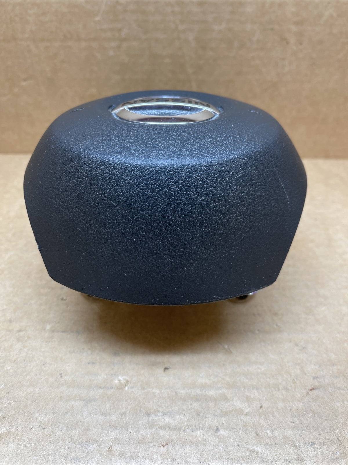 2017 2019 Nissan Rogue Front Left Driver Side Steering Wheel Air Bag Airbag5