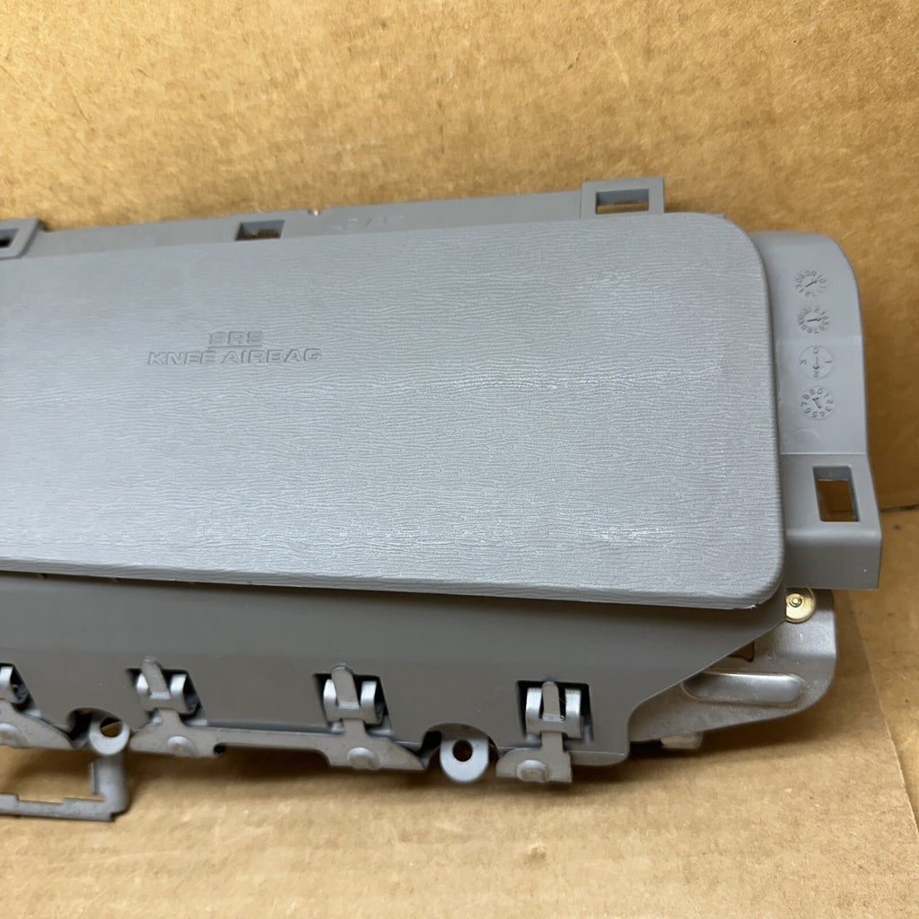 Toyota Sienna Front Left Side Driver Knee Lower Air Bag Airbag Light Gray2