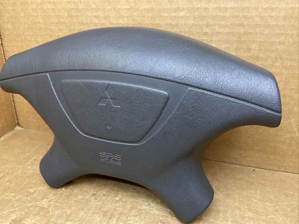 2000 2004 Montero Sport Front Left Driver Side Steering Wheel Air Bag Airbag4