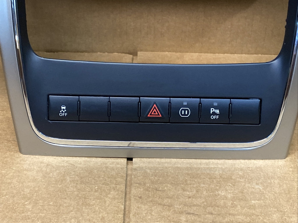 2011 2013 Jeep Grand Cherokee Temperature Control Unit Radio Bezel P56046148AC6
