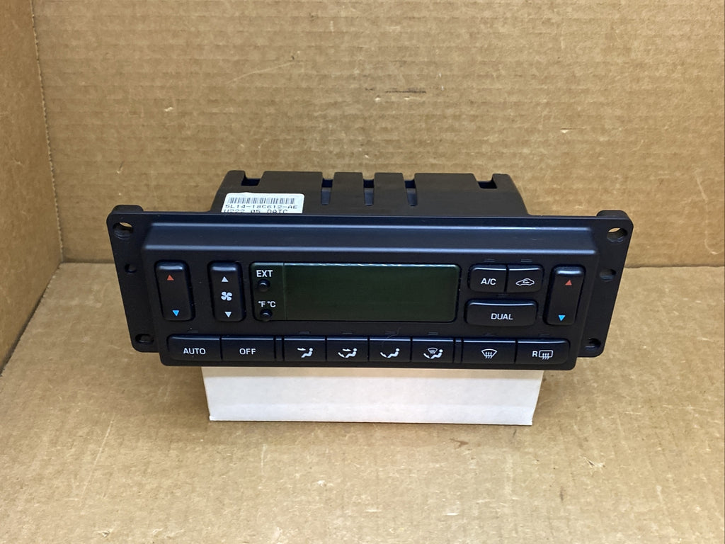 05 06 Ford Expedition Temp Temperature Climate Control Digital 5L14 18C612 AE1