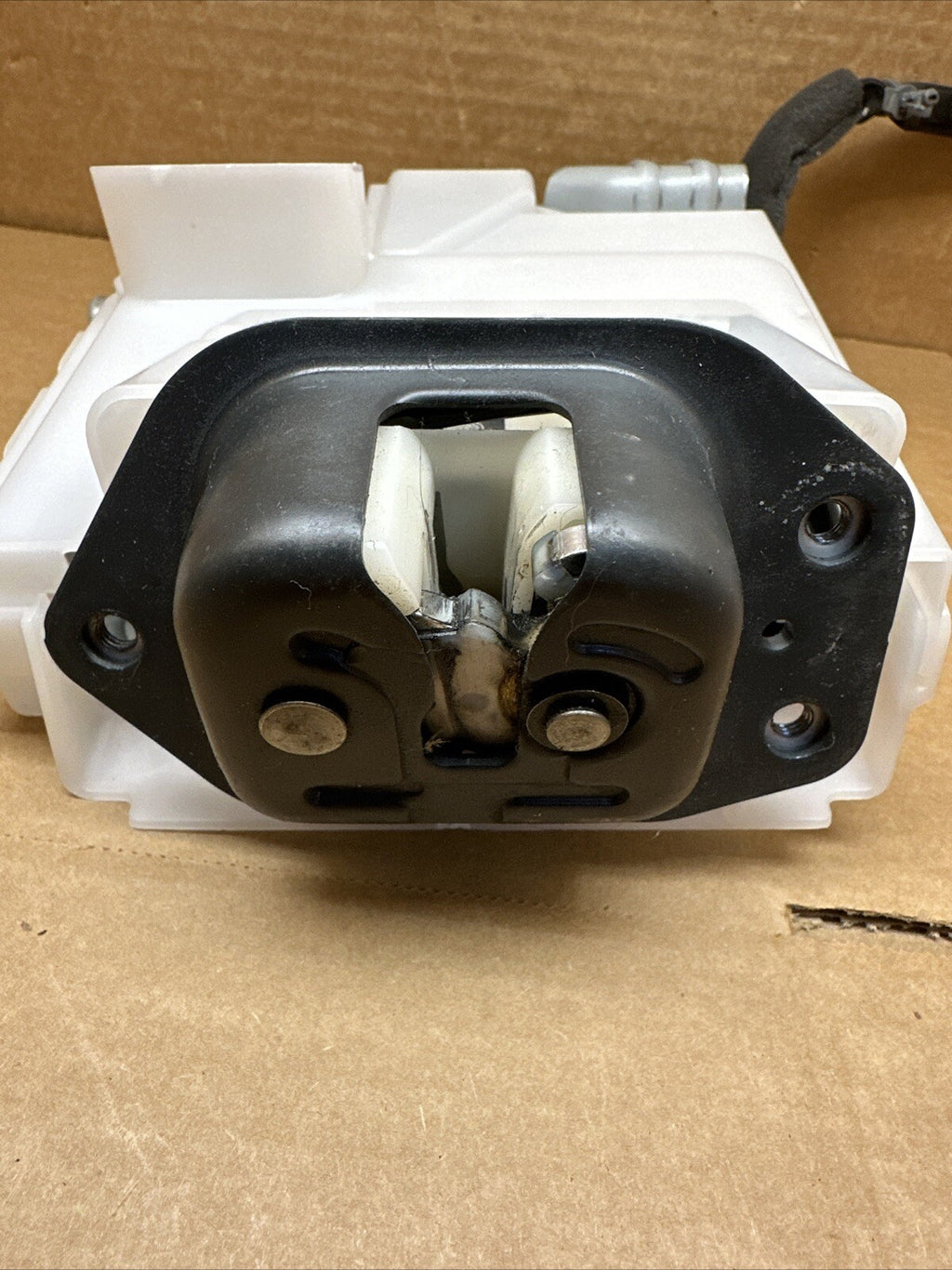 2011 2017 NISSAN QUEST REAR TAILGATE HATCH POWER LOCK LATCH ACTUATOR OEM6