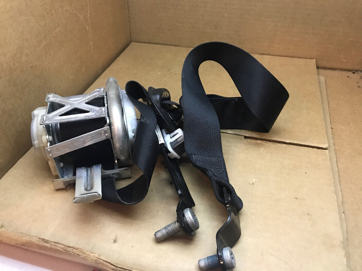 2011 2014 Dodge Durango Front Passenger Right Seat Belt Seatbelt Retractor Black3