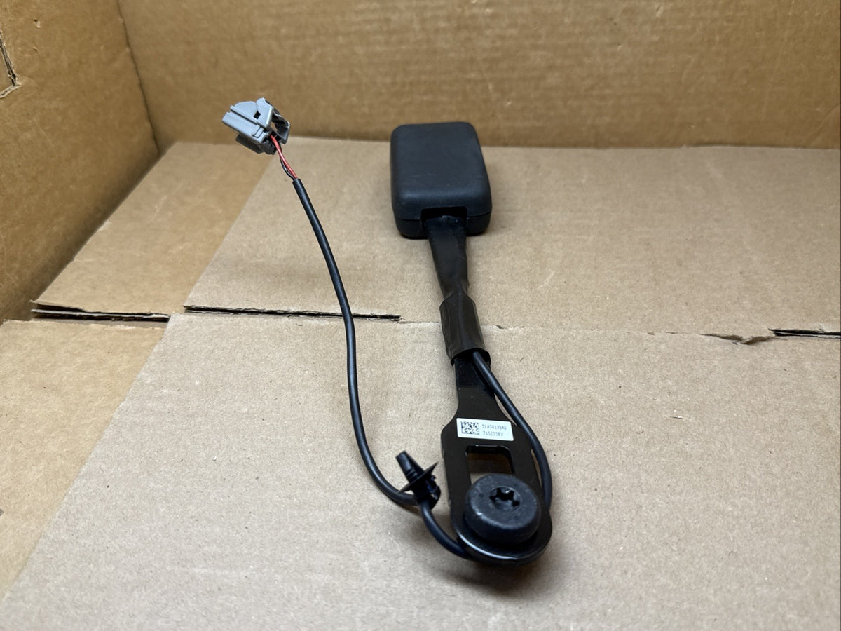 2017 2020 Chrysler Pacifica Front Right Passenger Side Seat Belt Seatbelt Buckle4
