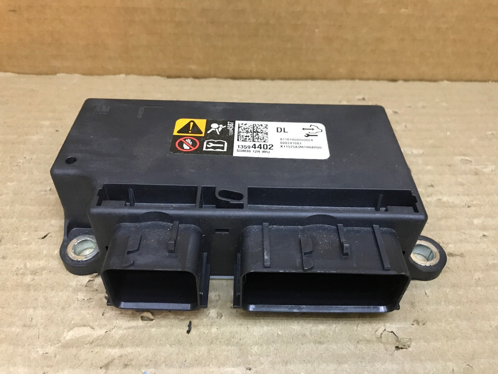 14 16 Silverado 1500 SRS Air Bag Airbag Restraint Control Module Unit 135944022
