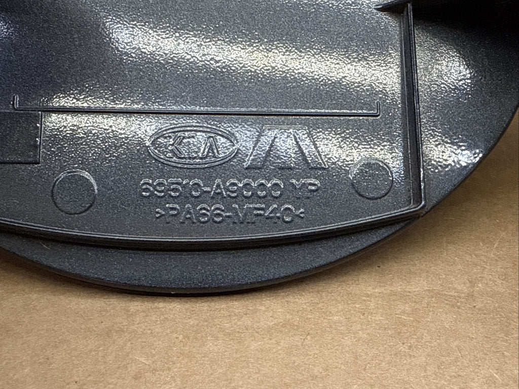 2015 2018 Kia Sedona Fuel Gas Tank Filler Door Lid Cover OEM Gray ABT8