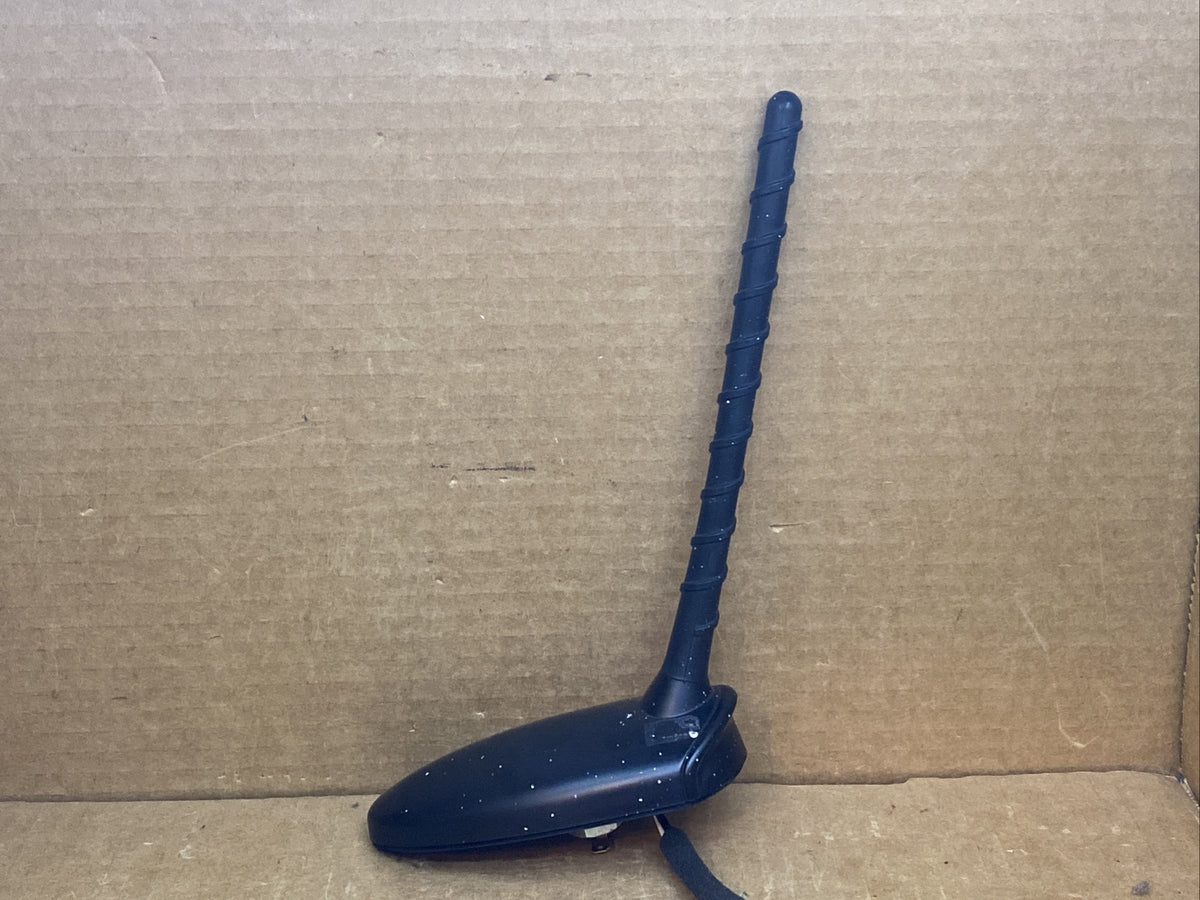 2011 2016 Kia Sportage Radio Roof Rear Antenna Assembly Black OEM 96210 3W0001