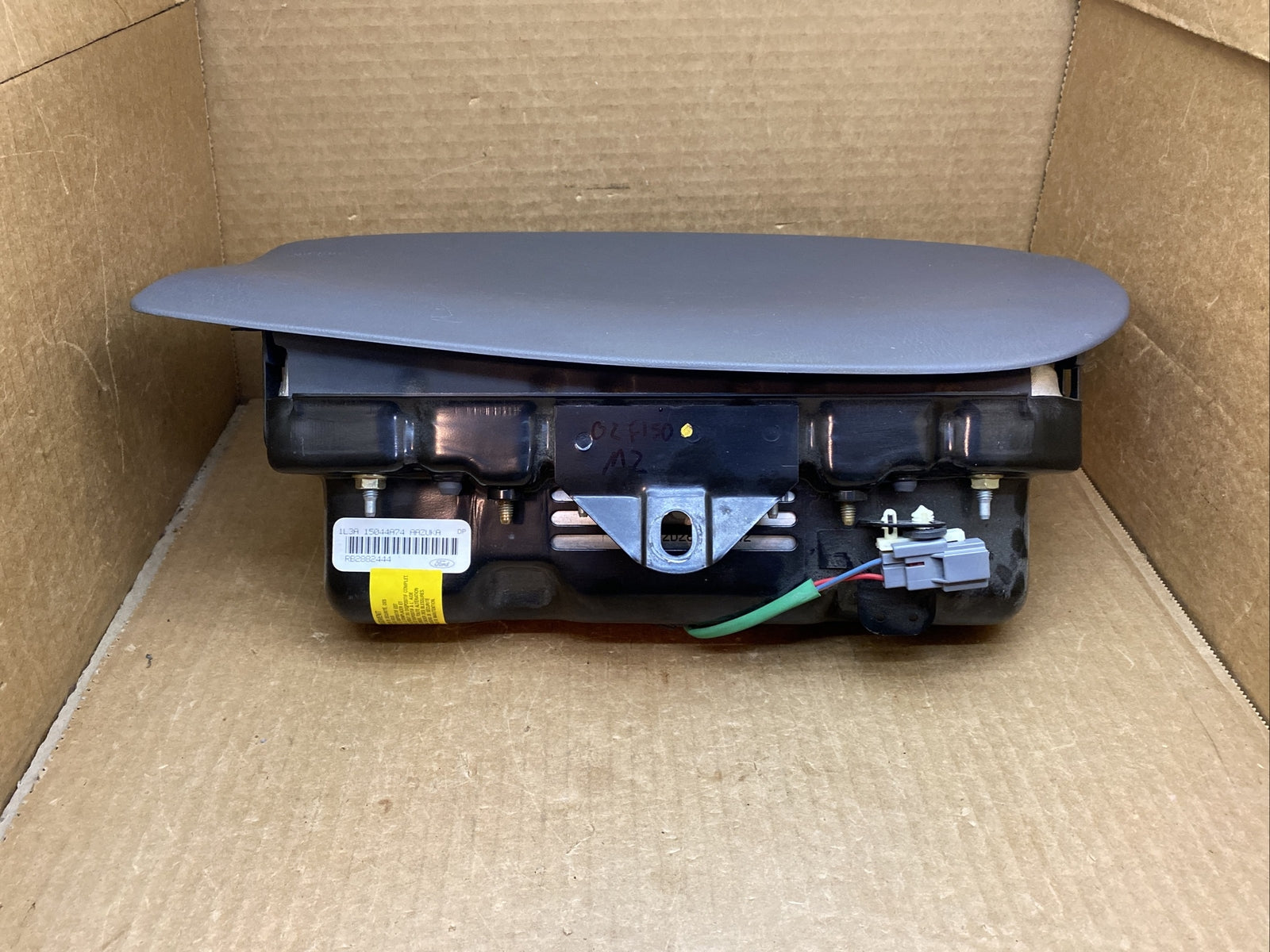 99 03 F150 99 02 Expedition Front Right Passenger Side Dash Air Bag Airbag Gray6
