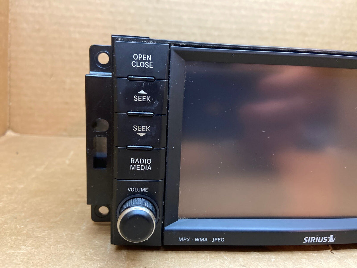 Chrysler Dodge Jeep RAM Radio Navigation Touch Screen HDD Uconnect P05064820AF2