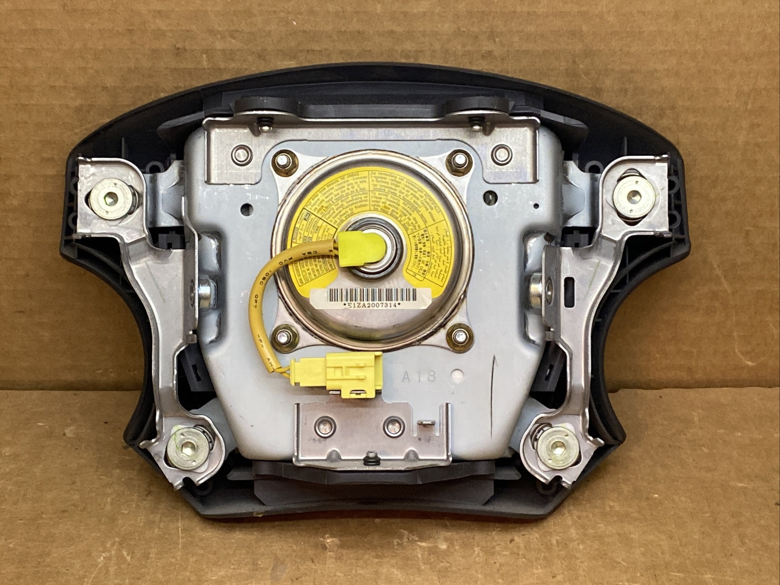 2001 2003 Toyota Highlander Front Left Driver Side Steering Wheel Air Bag Airbag6