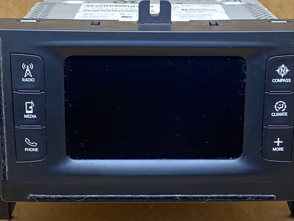 2015 2016 Chrysler 200 5" Radio Display Info Screen VP2 P68226693AC W/ VIN2