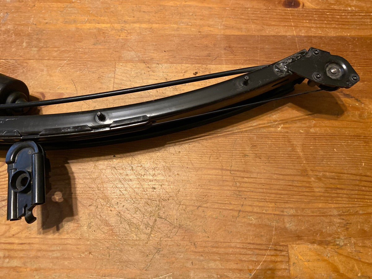 10 17 GRAND CARAVAN TOWN COUNTRY ROUTAN RIGHT SIDE POWER SLIDING DOOR TRACK3
