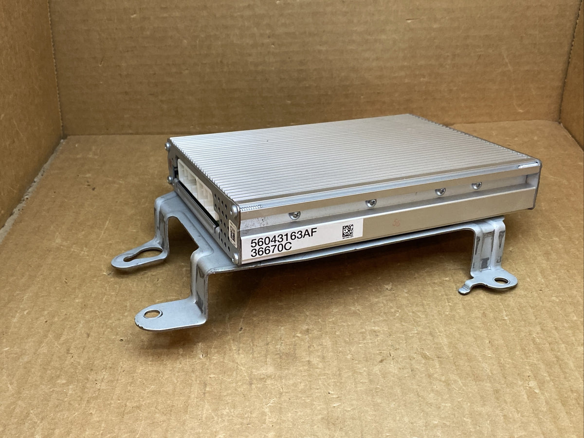 2004 2005 Dodge Durango Radio Audio Amplifier Amp 56043163AF2
