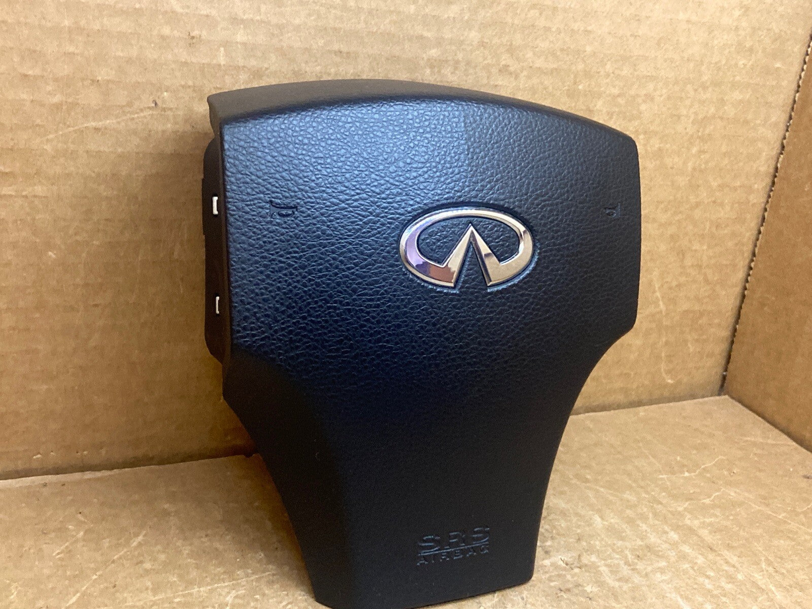 03 06 Infiniti G35 Front Left Driver Side Steering Wheel Air Bag Airbag Black3