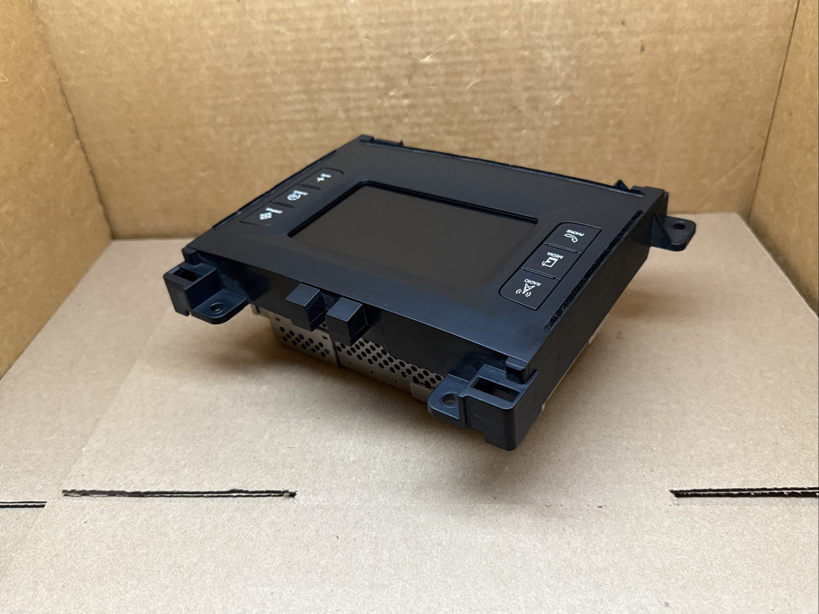 2015 Charger Challenger Dash Radio Climate Info Screen Display OEM 68241517AC9