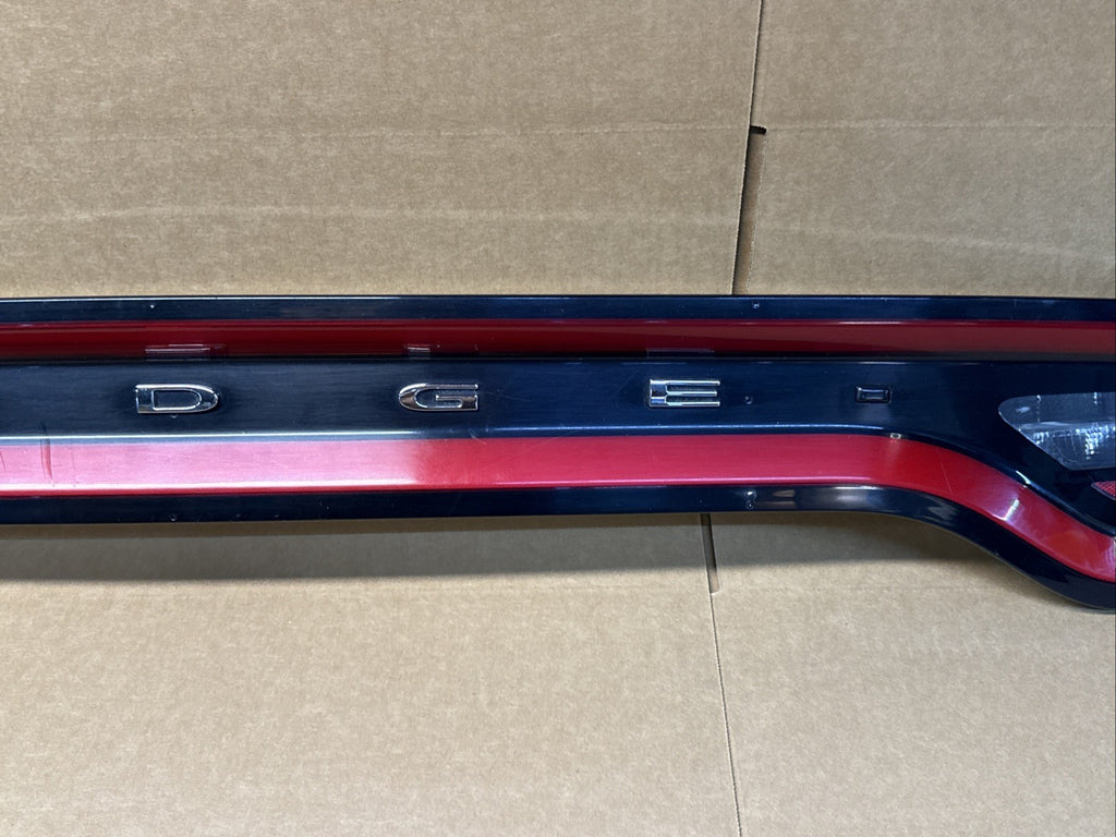 2015 2023 Dodge Charger Rear Trunk Lid Center Tail Light Taillight Panel OEM3